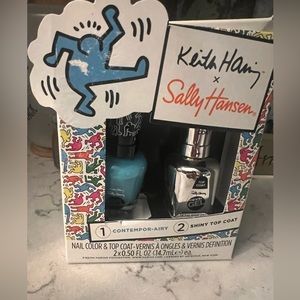 Love this color, nail polish, and gel top cover.